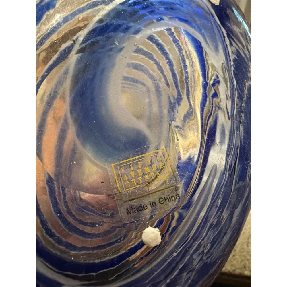 Fifth Avenue Crystal LTD Blue & White Glass Handbag 9